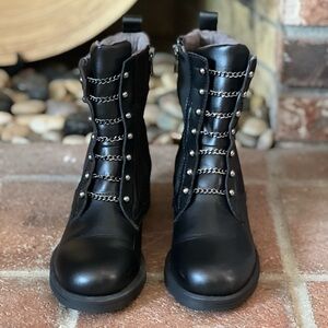 Adrienne Vittadini Davide Bootie